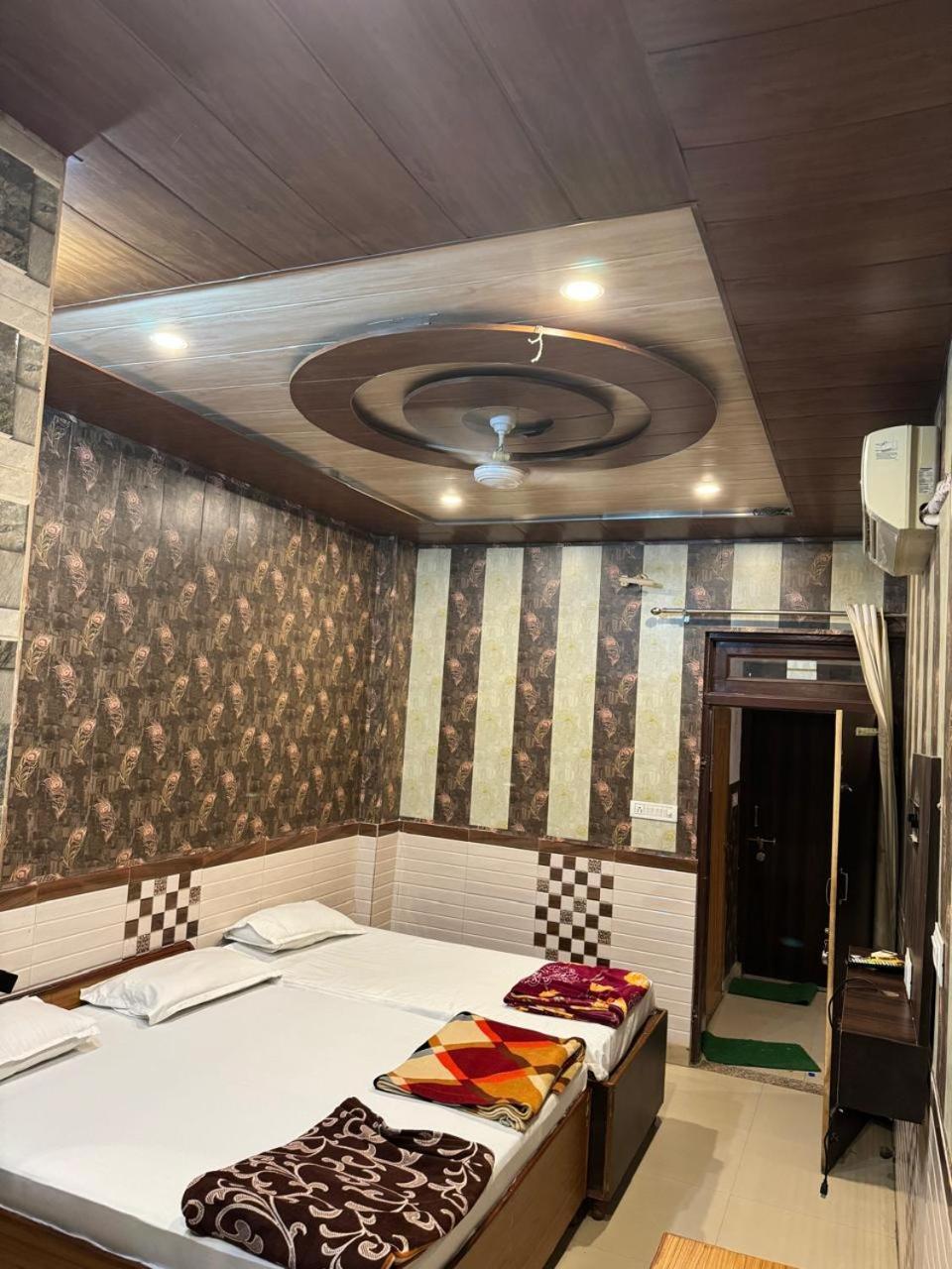 Hotel Aapno Shyam And Restaurant Khātu Exterior foto